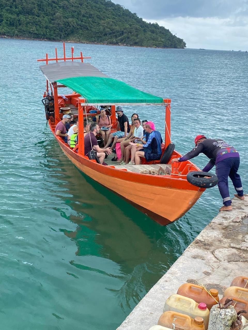 Beach House Cambodia كوه رونغ ساملوم المظهر الخارجي الصورة